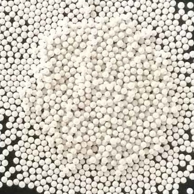 White Sinterred Zirconium 4 , 1.8 - 2.0mm 1.1 KN Zirconium Silicate Media 