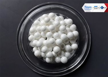 95 Yttria Stabilized Zirconium Oxide Balls 1100HV Harness 0.5ppm / H Abrasion Loss