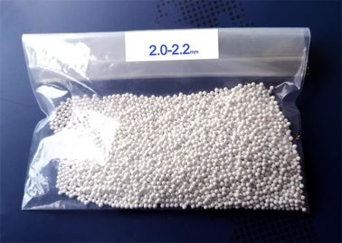 Size 2.0-2.2mm ZrO2 65% Zirconium Silicate Grinding Media For Paint coating Grinding